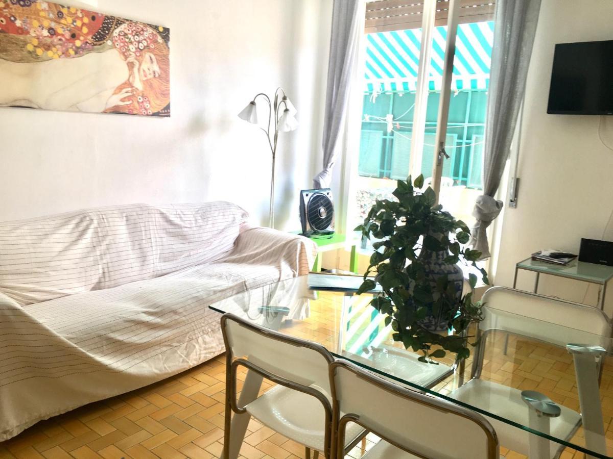 Calipso Apartment Levanto Bagian luar foto
