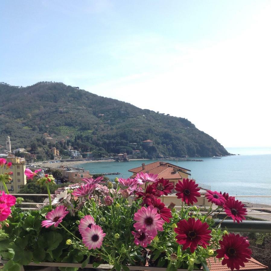 Calipso Apartment Levanto Bagian luar foto