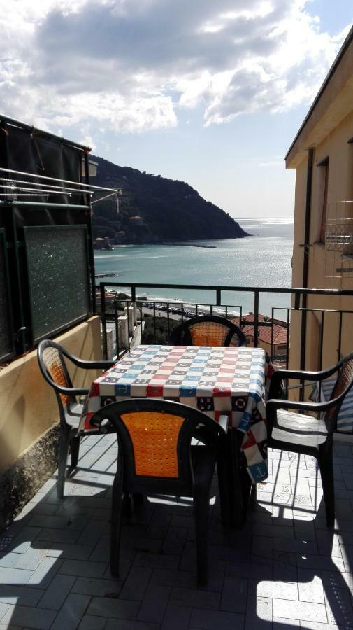 Calipso Apartment Levanto Bagian luar foto